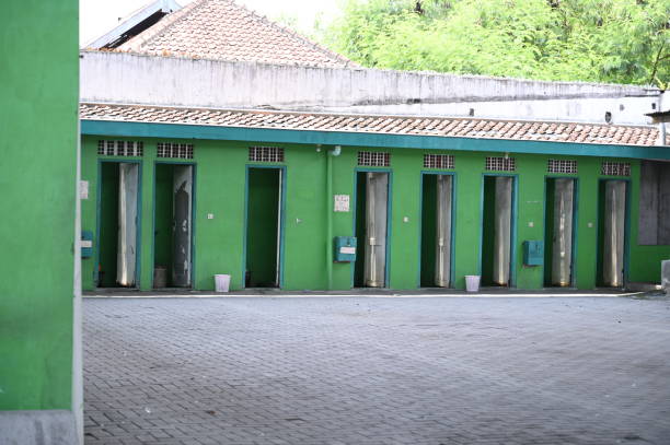 Portable bathroom rental in Holland, OH